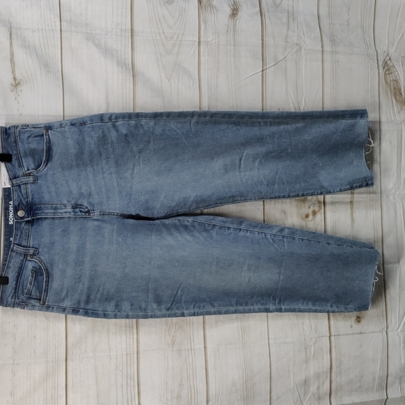 sonoma High Rise Straight Crop Jeans Lighter Wash, Size 10 - Picture 2 of 13